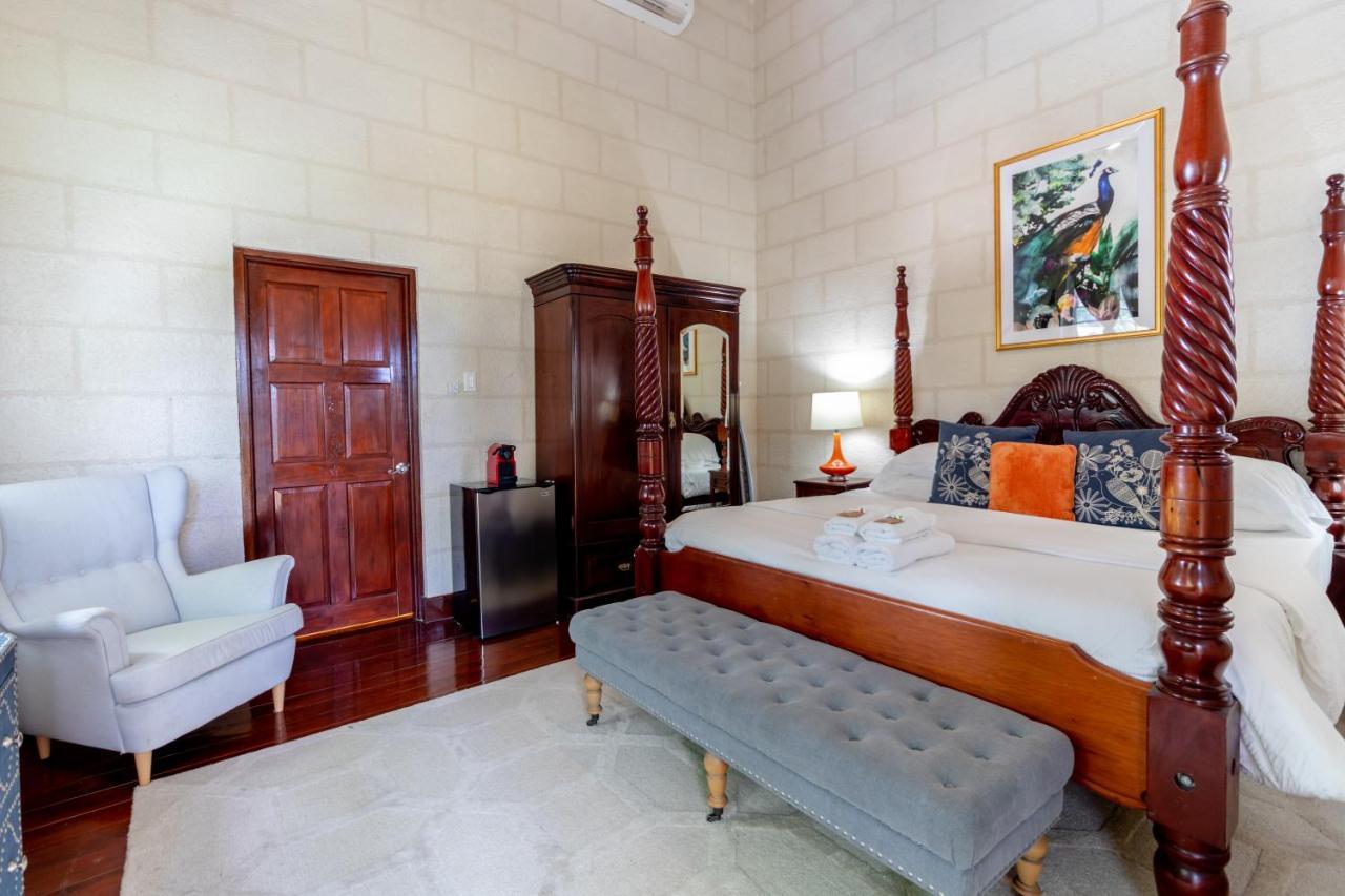 Sweetfield Manor Hotell Bridgetown Exteriör bild