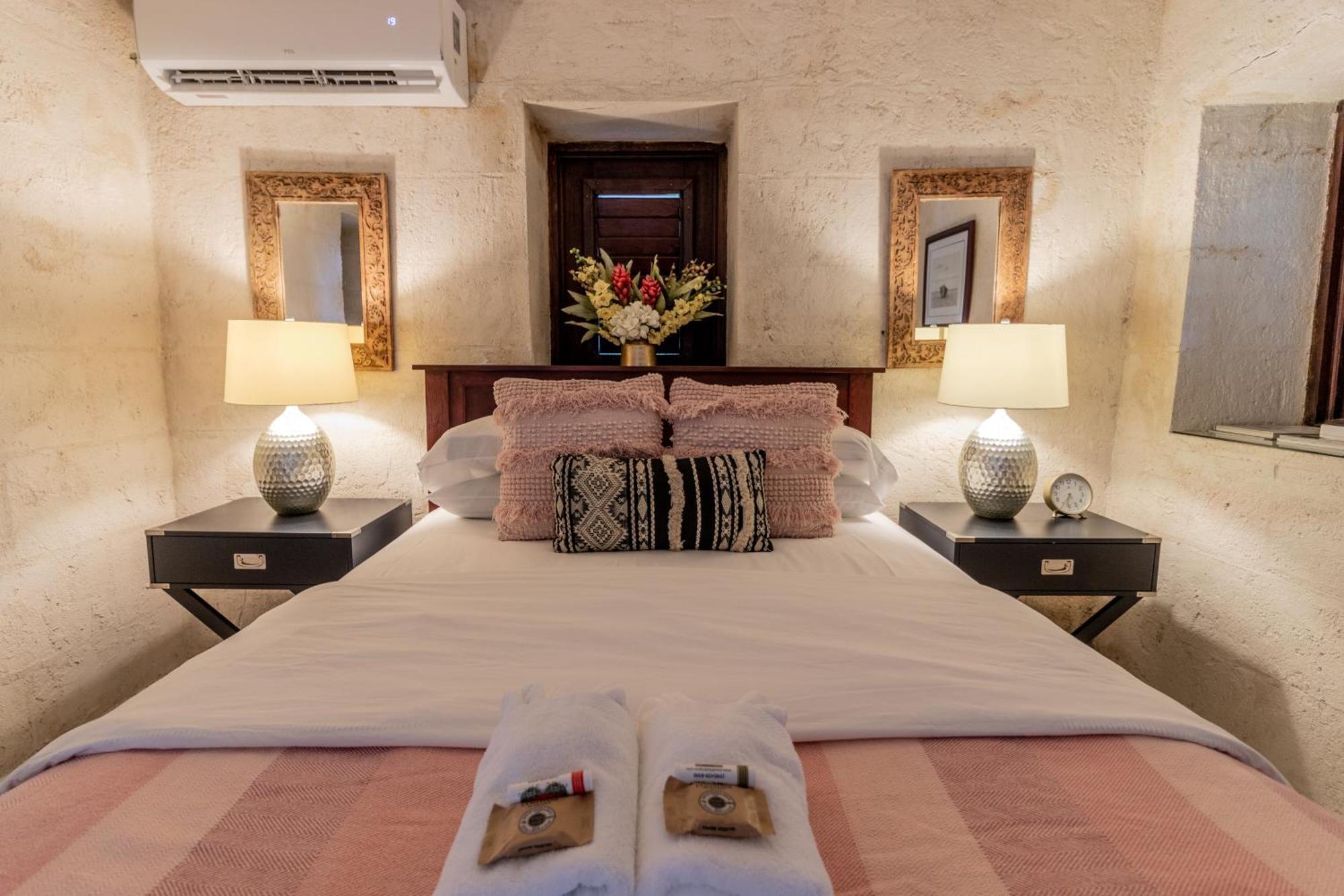 Sweetfield Manor Hotell Bridgetown Exteriör bild